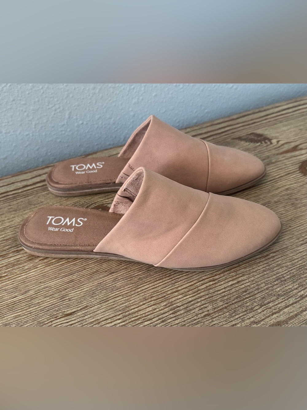 Toms Jade mules women’s size 7 blush taupe faux suede flats shoes slip on EUC - Picture 2 of 9